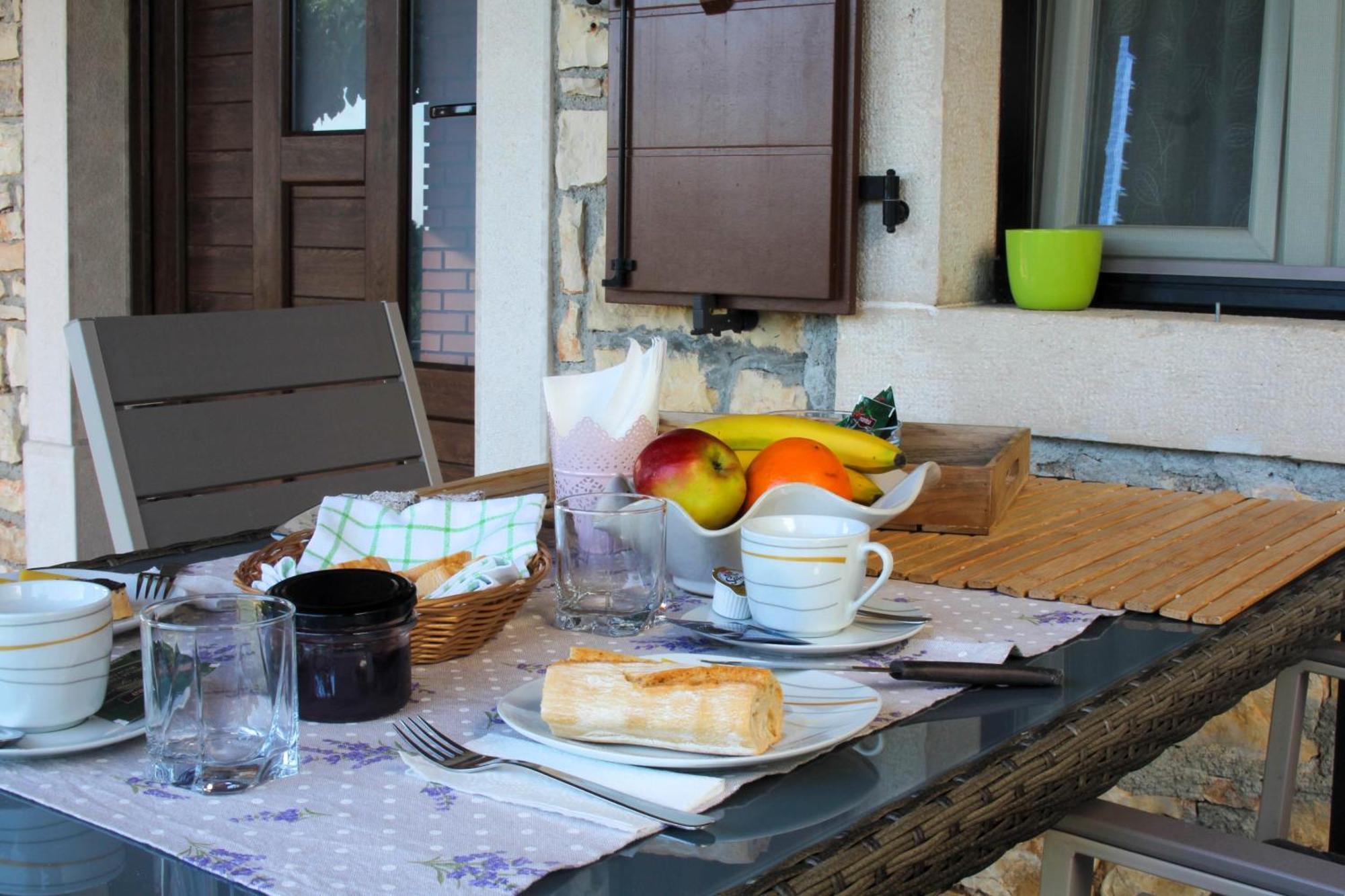 Holiday Home Zora Višnjan Buitenkant foto