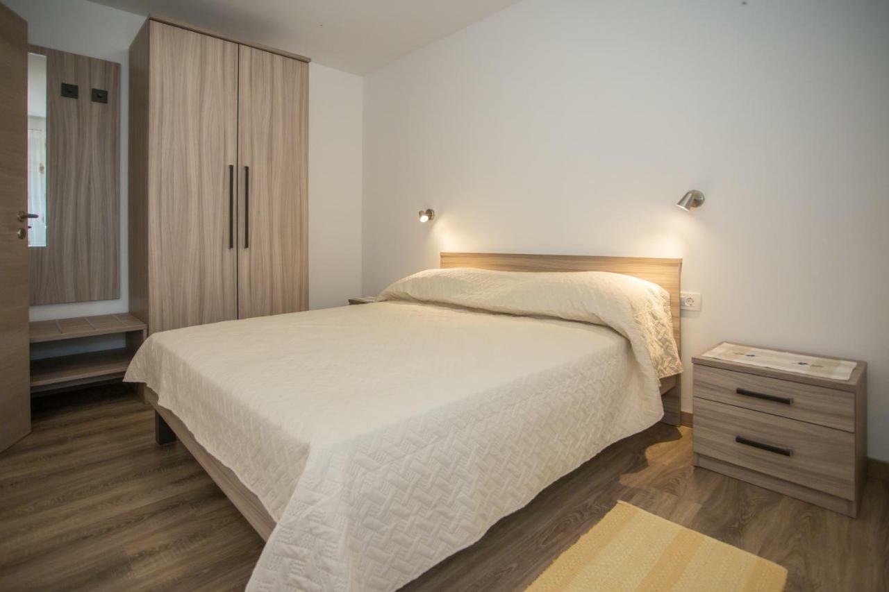 Holiday Home Zora Višnjan Buitenkant foto